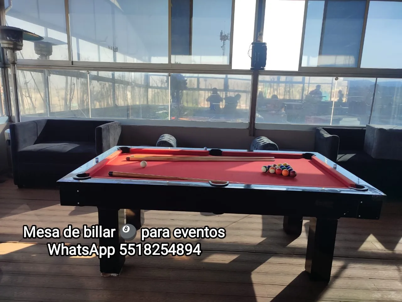 Mesa de billar para eventos: Mesa billar roja salon eventos