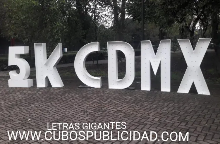 Renta de letras gigantes para eventos: Letras gigantes carrera 5k cdmx