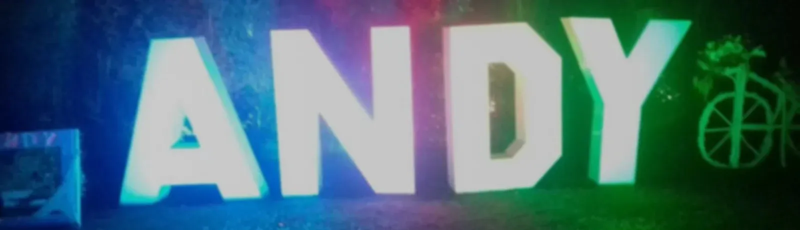 Renta de letras gigantes para eventos: Letras personalizadas andy iluminadas