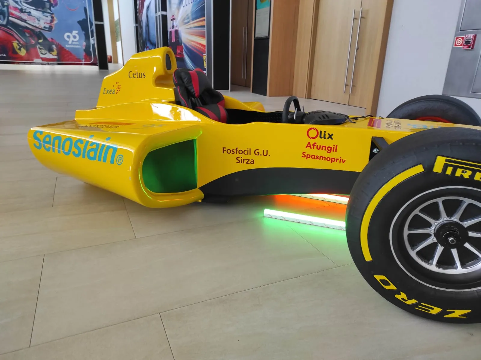 Renta de Simuladores de Carreras para Eventos: Simulador formula 1 iluminacion led